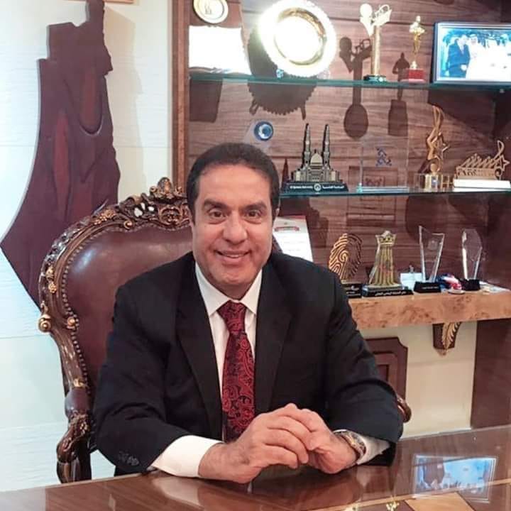 ” فتحي عفانة ” يؤكد أن المرأة الإماراتية ساهمت في تعزيز النهضة الثقافية فتحي عفانة