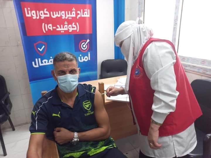 صحة السويس تواصل جهود تطعيم المواطنين بلقاحات كورونا بمركز العبور للمصل واللقاح صحة السويس