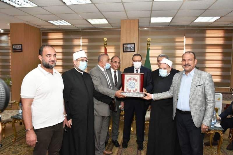 وزيرالأوقاف ومفتي الجمهورية يشاركان الأحتفال بالعيد القومي لمحافظة الشرقية وزيرالأوقاف