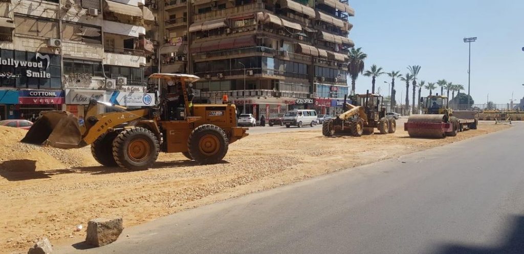 استمرار العمل في تطوير شارع ٢٣ يوليو وإعادة تنميط المرور بالمنطقة ببورسعيد