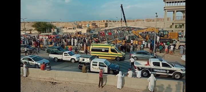 سقوط كوبري مشاه حي الزهراء بطور سيناء علي تريلا الي ٣ سائقين وإصابة آخر سقوط كوبري