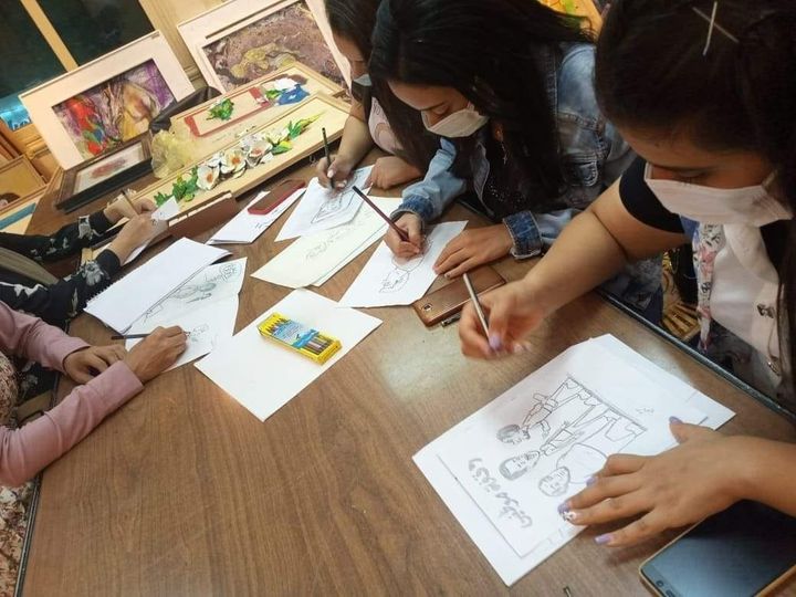 نادي الكاريكاتير بأسيوط يبرز أنامل ذهبية في لقاءه الأسبوعي نادي الكاريكاتير