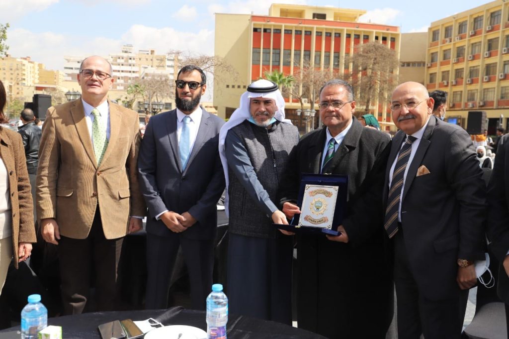 بمشاركة 25 دولة مهرجان ثقافات الشعوب بجامعة عين شمس 