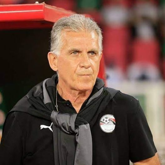 بعد الهزيمة من السنغال كيروش يطيح بـ 4 عناصر من الجهاز الفني للمنتخب