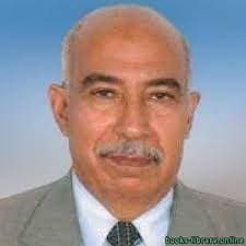 رئيس جامعة عين شمس يهنئ الأساتذة الحاصلين علي جائزة الدولة التقديرية والتشجيعية