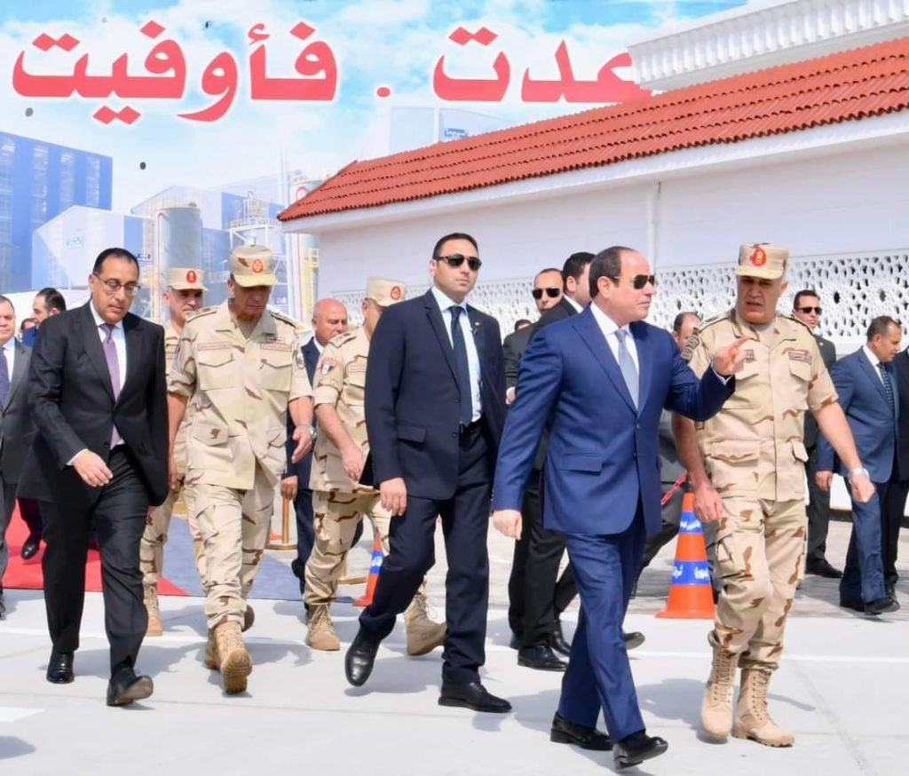 بالصور .. جبران : مشروع الرمال السوداء إنجازا جديدا يضاف للدولة المصرية في عهد الرئيس عبد الفتاح السيسى