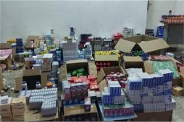 ضبط مدير مركز أشعة بحوزته 250 ألف قرص أدوية مجهولة المصدر بالقاهرة