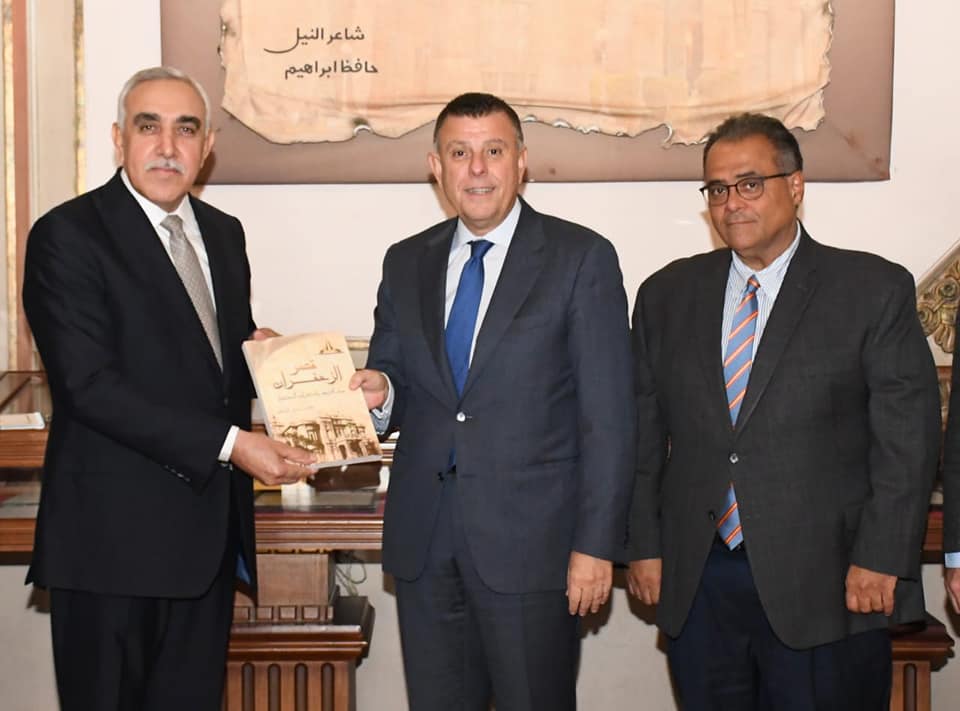 رئيس جامعة عين شمس يلتقي السفير العراقي بمقر قصر الزعفران قصر الزعفران
