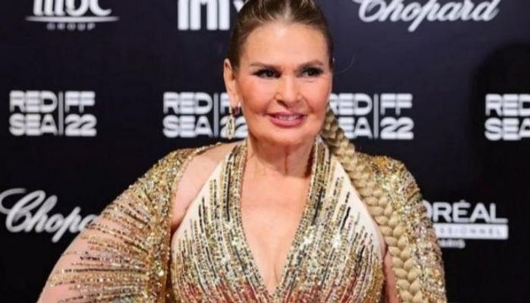 يسرا تحمد الله على عدم الإنجاب.. وتكشف السبب