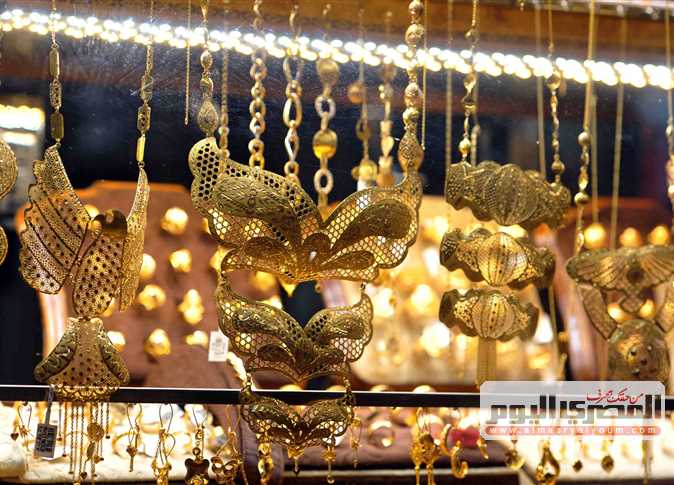 أسعار الذهب في مستهل تعاملات اليوم الخميس..