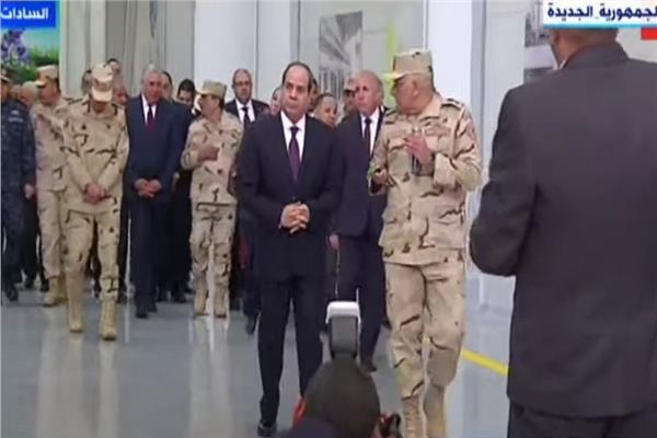 جولة تفقدية للرئيس السيسي داخل مصانع «سايلو فودز»
