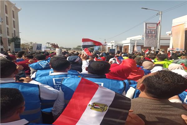 مظاهرة حب من «شباب المنيا» للرئيس السيسي