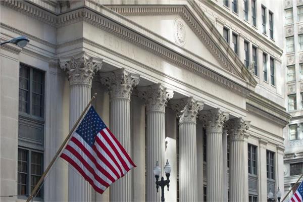 البنوك الأمريكية تقترض 164.8 مليار دولار من «الفيدرالي» في أسبوع