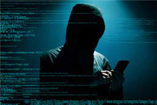 انتحل صفتهم.. ضبط المتهم باختراق صفحات المواطنين على «فيسبوك» بالمنيا