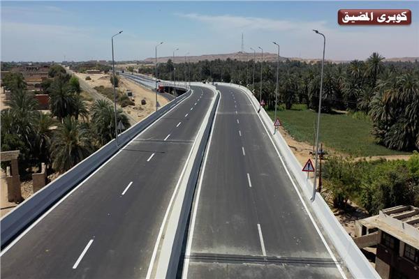 وزير النقل يعلن بدء التشغيل التجريبي لكباري السيل والمضيق بأسوان