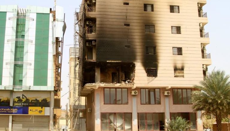 “الهدنة” في السودان تهتز والمخترق مجهول.. الخرطوم تطارد رائحة البارود
