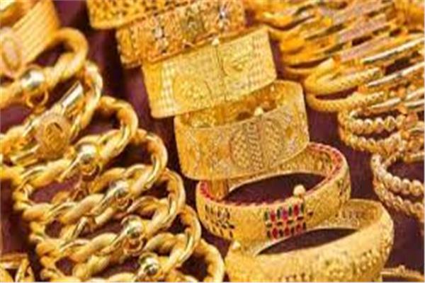 تراجع أسعار الذهب مع بدء المفاوضات الأمريكية بشأن رفع سقف الدين