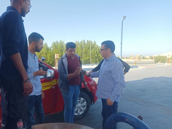 حملات تموينية على محطات الوقود بمدينة دهب وأبورديس وأبوزنيمة