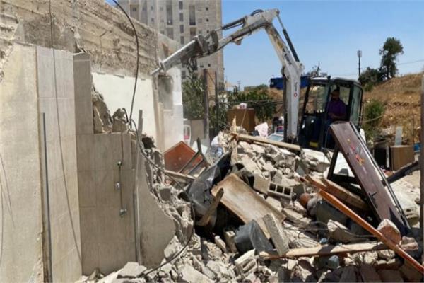 الاحتلال الإسرائيلي يجبر فلسطينيًا على هدم منزله في القدس