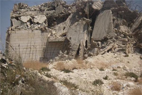الاحتلال الإسرائيلي يجبر فلسطينيا ونجله على هدم شقتيهما بالقدس
