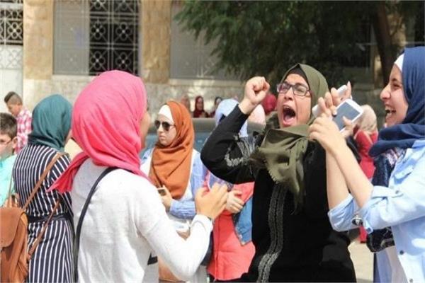 18 ألف حصلوا على 90 لـ95%.. تعرف علي شرائح مجاميع طلاب الثانوية العامة مجاميع طلاب الثانوية
