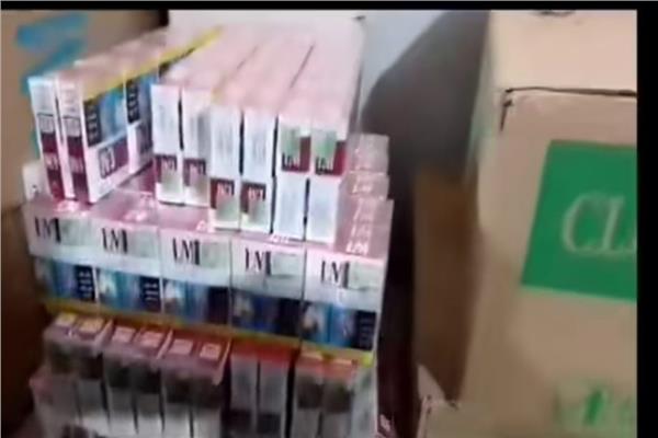 شرطة التموين تنتفض ضد محتكري السجائر.. وتضبط مليون عبوة أخفاها التجار