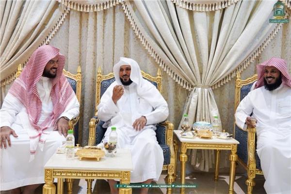 تحسن الحالة الصحية للدكتور ماهر المعيقلي إمام وخطيب المسجد الحرام الحالة الصحية