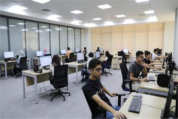 لطلاب المرحلة الثانية.. الأماكن الخالية للشعبة الأدبية لتنسيق الجامعات 2023