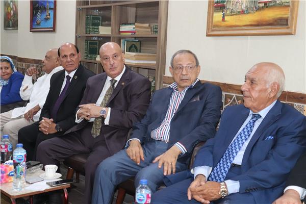 اجتماع طارئ للحركة الوطنية فور إعلان السيسي ترشحه للرئاسة | صور