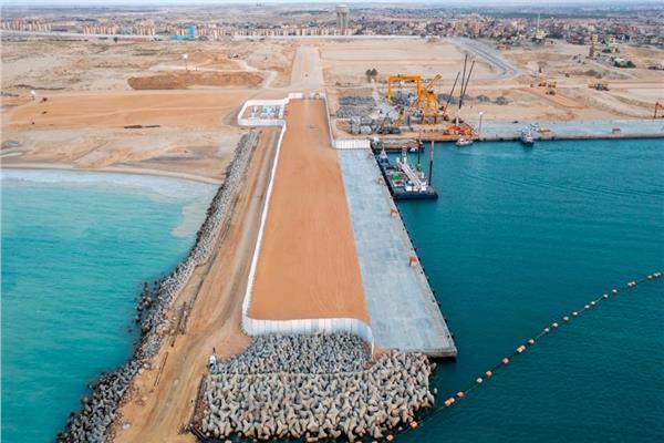 تنمية سيناء| ميناء العريش.. بوابة جديدة تنعش حركة التجارة