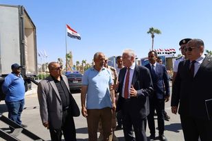 فوده : يشكر القوات المسلحة ( جهاز مشروعات الخدمة الوطنية) علي جهودها في توفير السلع الغذائية بأسعار مخفضة للمواطنين