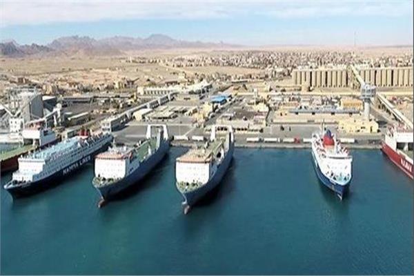 بسبب سوء الأحوال الجوية.. إغلاق ميناء نويبع البحري