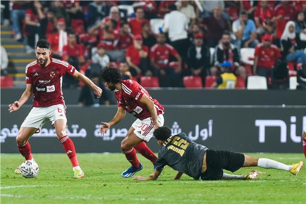 الأهلي يقتنص فوزا قاتلا من سيراميكا ويتأهل لنهائي كأس السوبر