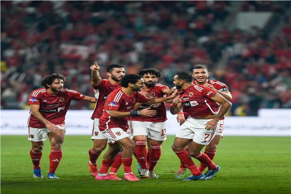 كريم فؤاد يقتل أحلام فيوتشر ويسجل الهدف الرابع للأهلي