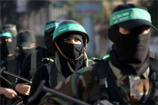 المُقاومة الفلسطينية بغزة تدعو عائلات الأسرى الإسرائيليين لعدم الوثوق بـ “نتنياهو”
