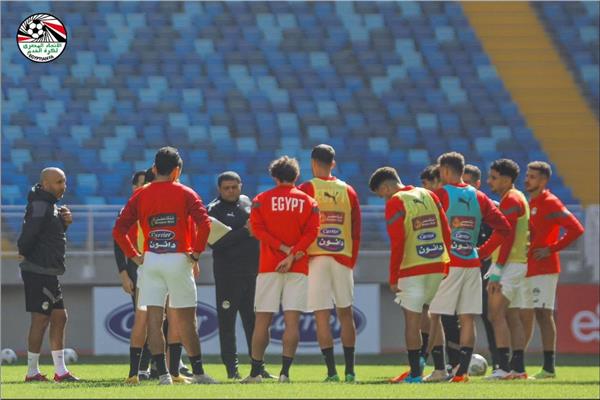 المنتخب يخوض مرانه الأخير باستاد مصر قبل السفر إلى كوت ديفوار