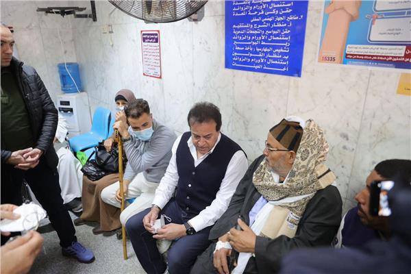 وزير الصحة يتفقد مركز أبحاث أمراض الكبد والقلب بكفر الشيخ