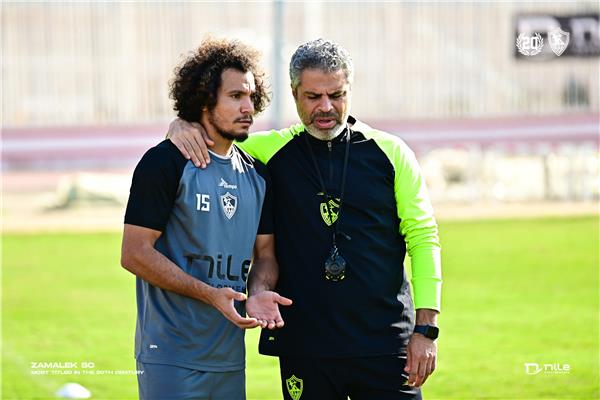 رسائل خاصة من معتمد جمال للاعبي الزمالك في مران اليوم