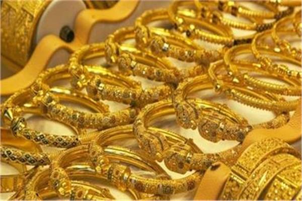 أسعار الذهب في منتصف تعاملات الأربعاء 24 يناير