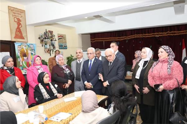 وزير التعليم يتفقد برنامج التأهيل التربوي للمعلمين الجدد