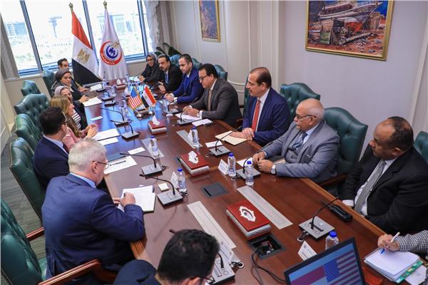 خالد عبد الغفار يستقبل السفيرة الأمريكية لبحث التعاون في القطاع الصحي