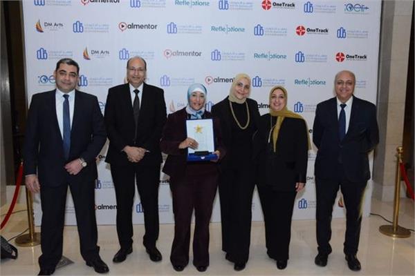 فوز المالية والضرائب بجائزة «أفضل منصة ومحتوى» من معهد الحكومات الاجتماعية بأبوظبى