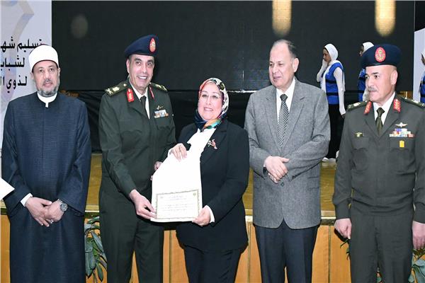 القوات المسلحة تنظم مراسم إنهاء المواقف التجنيدية لـ«ذوي الهمم وكبار السن»