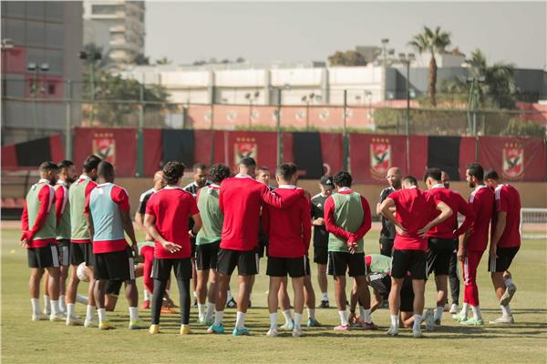 دوري أبطال إفريقيا| تعرّف على موعد تحرك الأهلي لملعب مباراة شباب بلوزداد