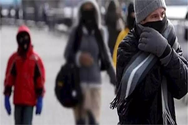 “لا تنخدعوا بالطقس”..الأرصاد تحذر المواطنين: ارتدوا الملابس الشتوية