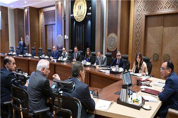 المستشار محمود فوزي: مشروع رأس الحكمة فرصة لتوظيف الملايين