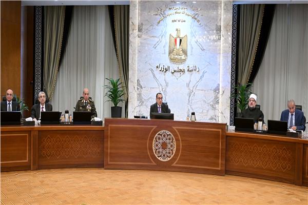 الحكومة توافق على 10 قرارات خلال اجتماعها الأسبوعي