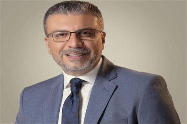 نقل عمرو الليثي إلى المستشفى بعد سقوطه في حفرة