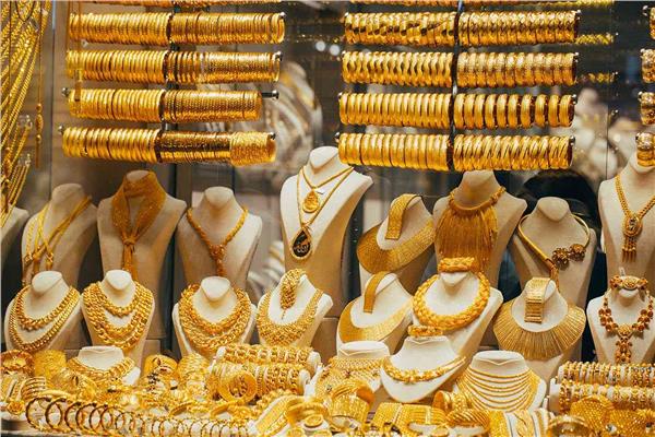 استقرار نسبي في أسعار الذهب بالأسواق المحلية.. وعيار 21 يسجل 3095 جنيهًا