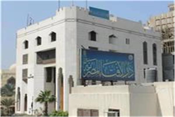حكم الصلاة على النبي بين ركعات التراويح؟.. الإفتاء توضح